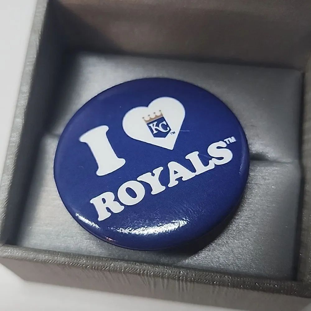 I Love Royals Heart Kansas City Royals Button Pin Brooch